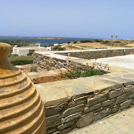 Anthemion - Olympia * Agia Irini (Paros)